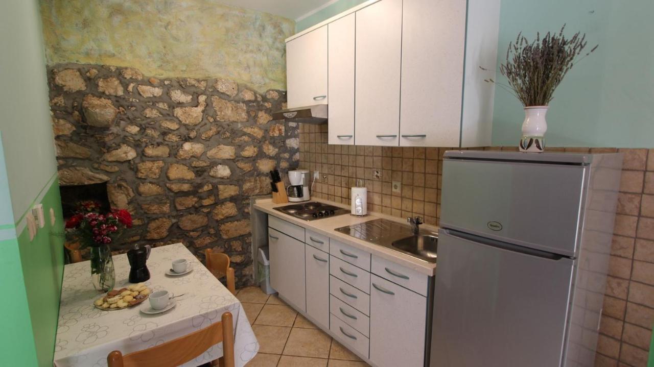 Apartments Kirincic Sveti Vid-Miholjice Kültér fotó