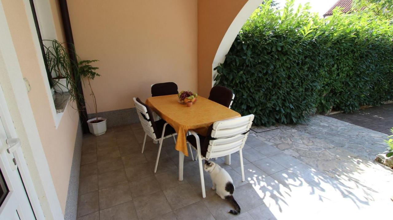 Apartments Kirincic Sveti Vid-Miholjice Kültér fotó