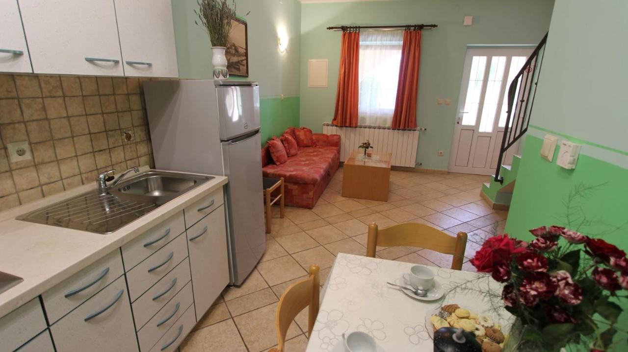 Apartments Kirincic Sveti Vid-Miholjice Kültér fotó
