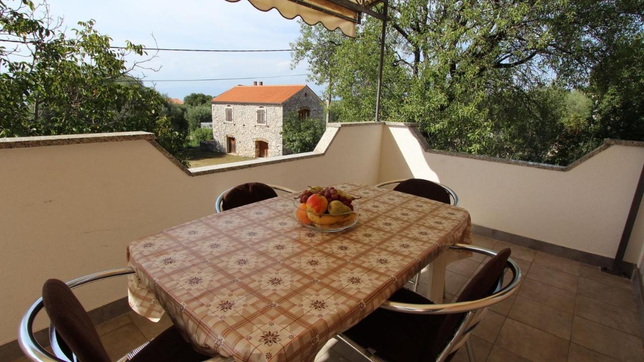 Apartments Kirincic Sveti Vid-Miholjice Kültér fotó