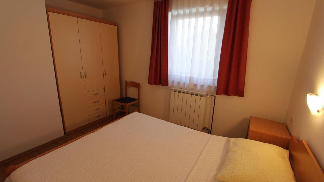 Apartments Kirincic Sveti Vid-Miholjice Kültér fotó