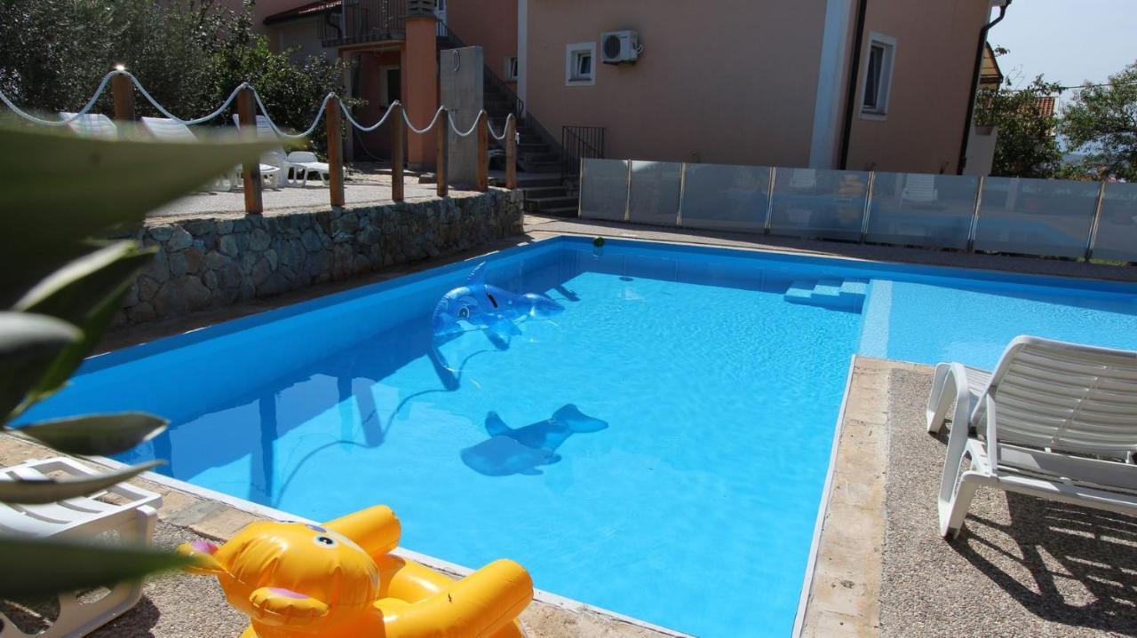 Apartments Kirincic Sveti Vid-Miholjice Kültér fotó